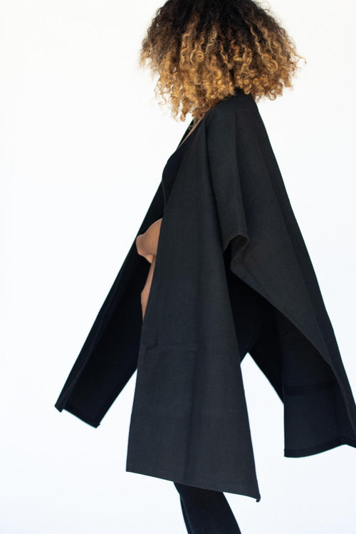 WOOL KIMONO BLACK COLOR